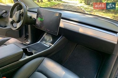 Внедорожник / Кроссовер Tesla Model Y 2021 в Дрогобыче