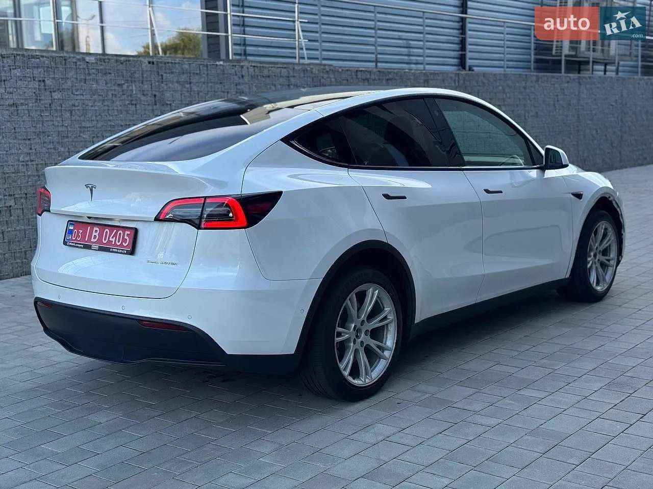 2021 Tesla Model Y - мініатюра 4
