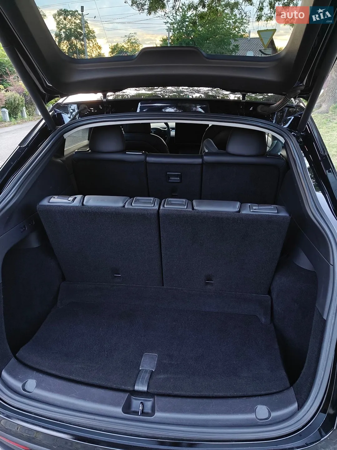 2021 Tesla Model Y - мініатюра 16