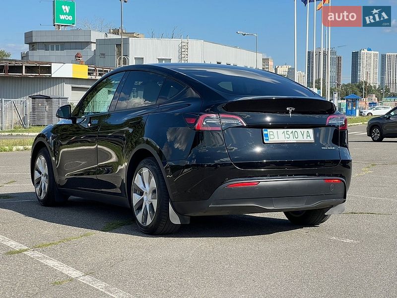 Внедорожник / Кроссовер Tesla Model Y 2021 в Киеве