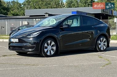 Внедорожник / Кроссовер Tesla Model Y 2021 в Киеве