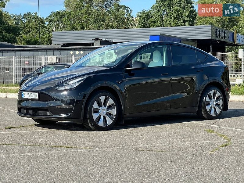 Tesla Model Y 2021