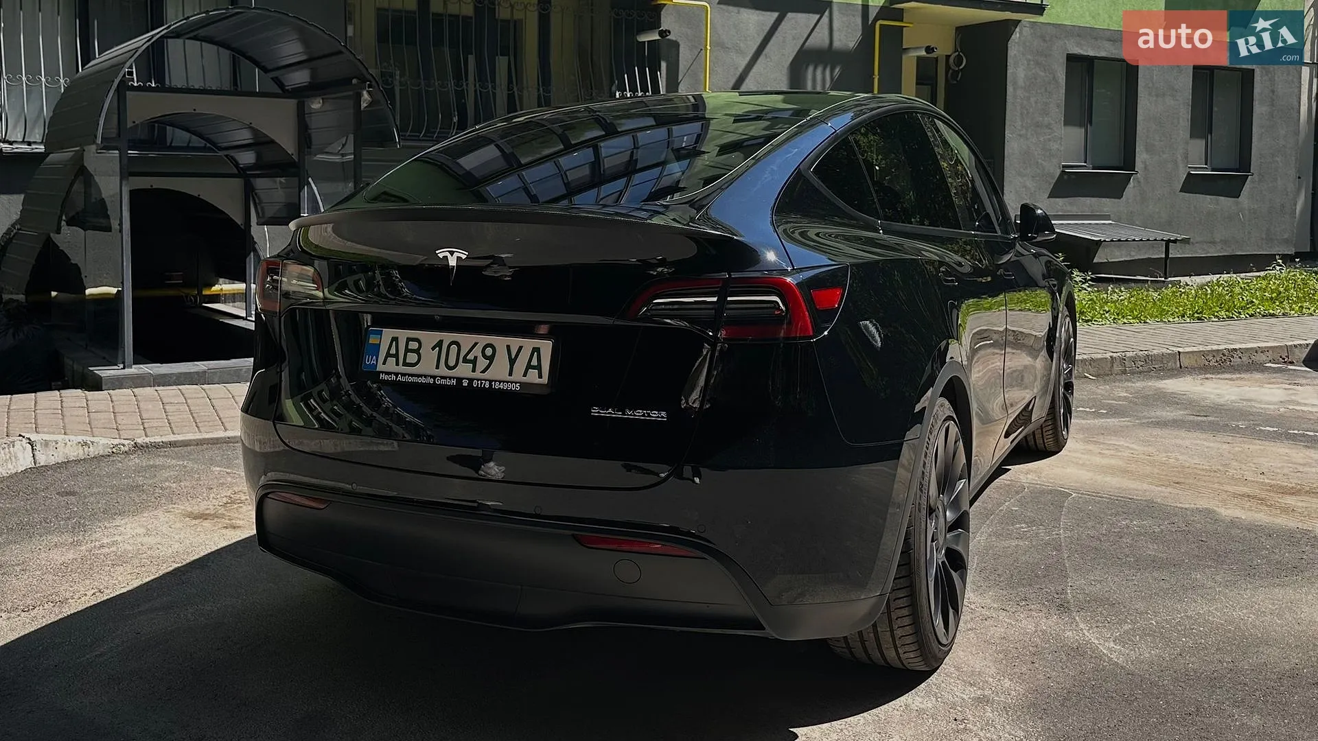 2022 Tesla Model Y - мініатюра 6