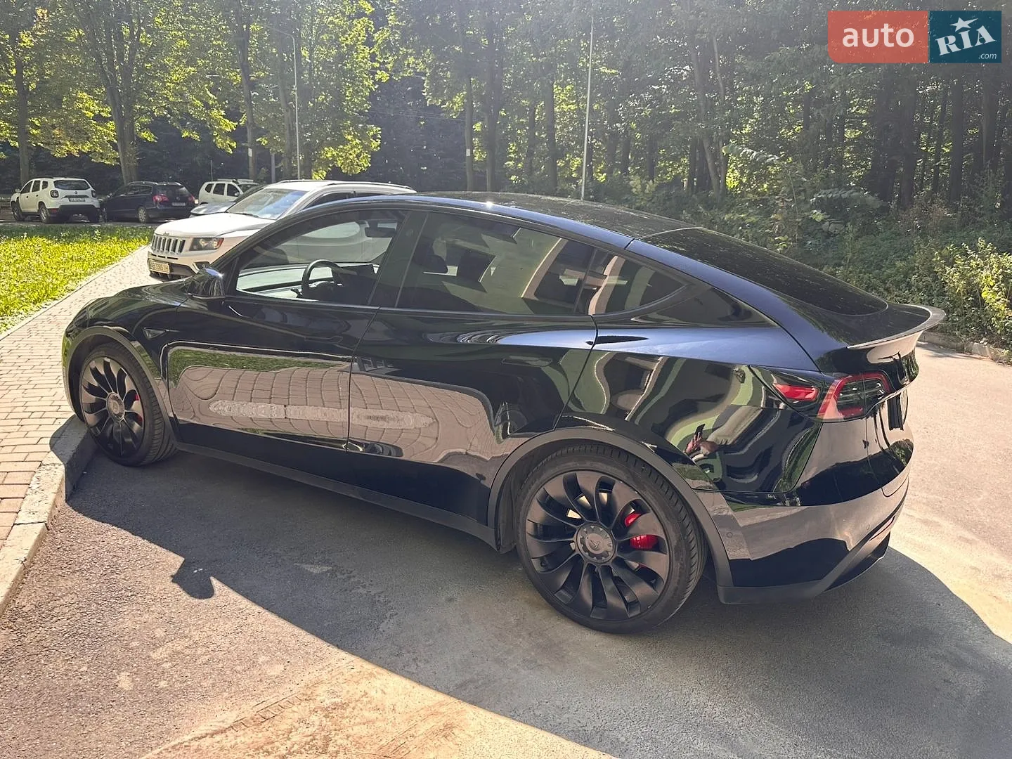 2022 Tesla Model Y - мініатюра 4