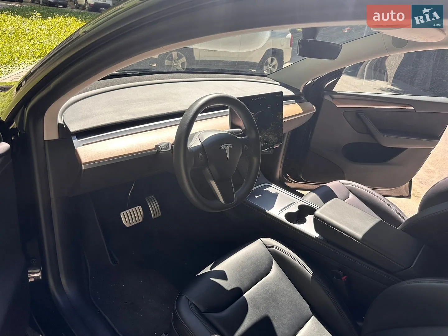 2022 Tesla Model Y - мініатюра 10