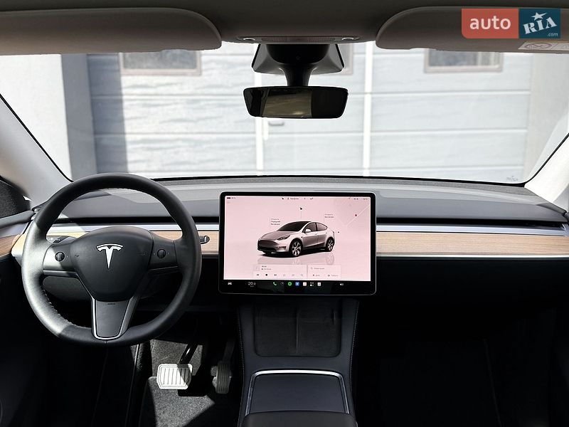 Внедорожник / Кроссовер Tesla Model Y 2022 в Киеве
