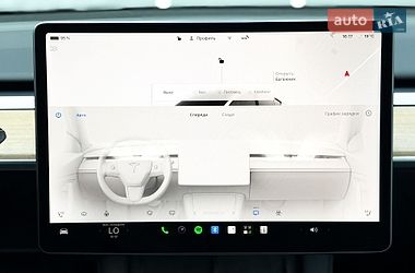 Внедорожник / Кроссовер Tesla Model Y 2022 в Киеве