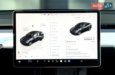 Позашляховик / Кросовер Tesla Model Y 2022 в Києві