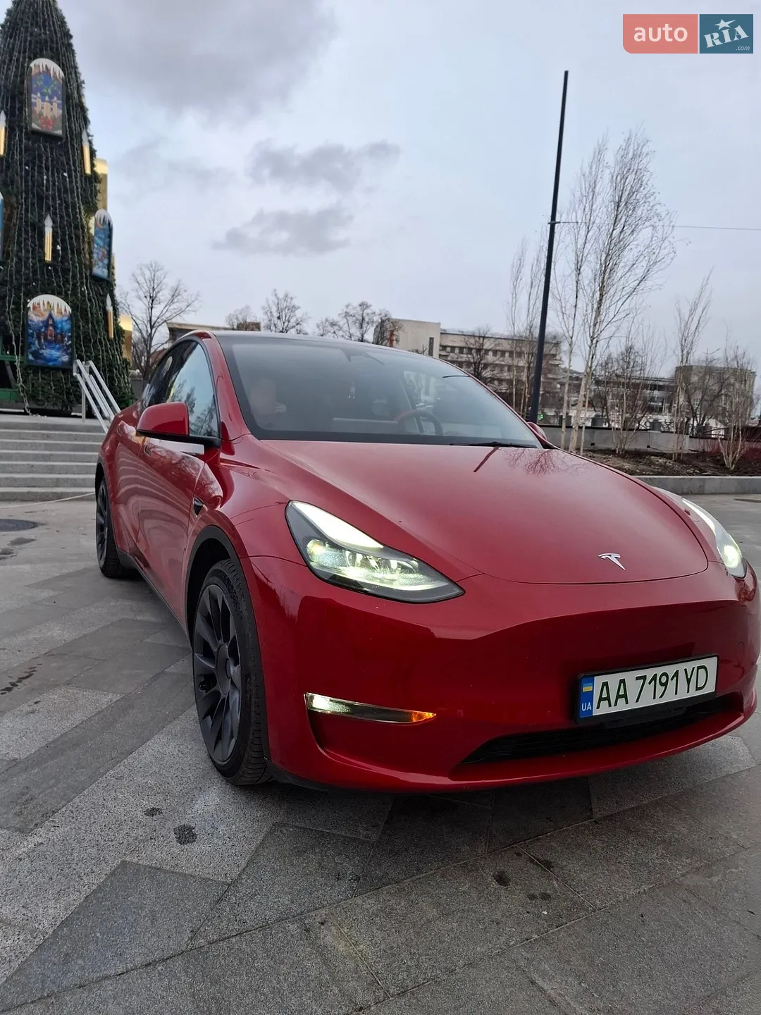 2022 Tesla Model Y - мініатюра 3