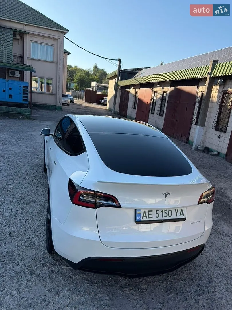 2020 Tesla Model Y - мініатюра 10