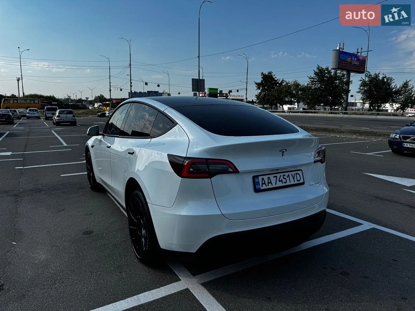 2020 Tesla Model Y - мініатюра 5