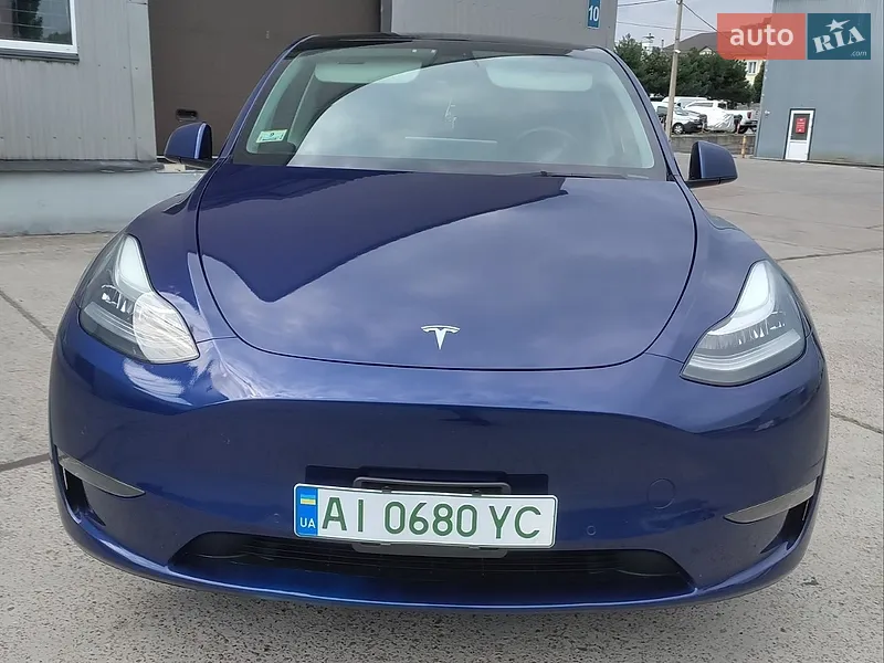 Tesla Model Y