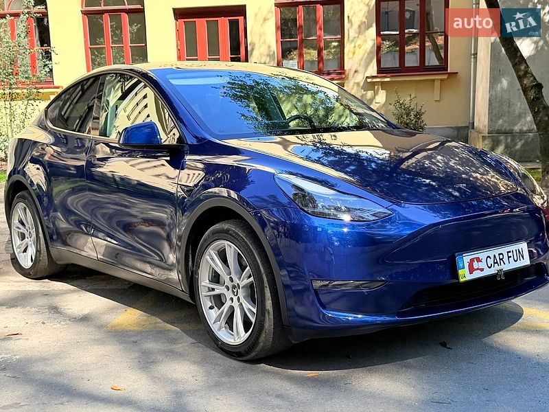 Внедорожник / Кроссовер Tesla Model Y 2023 в Львове фото 3 Внедорожник / Кроссовер Tesla Model Y 2023 в Львове