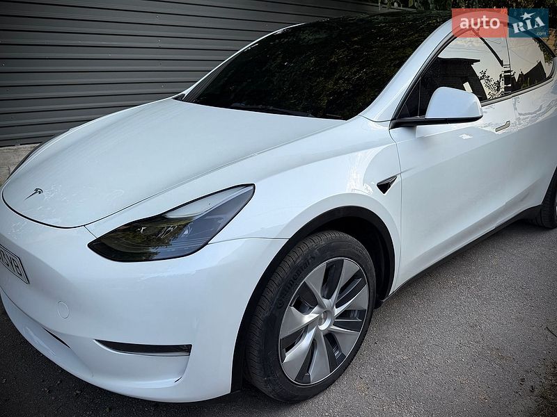 Позашляховик / Кросовер Tesla Model Y 2023 в Києві