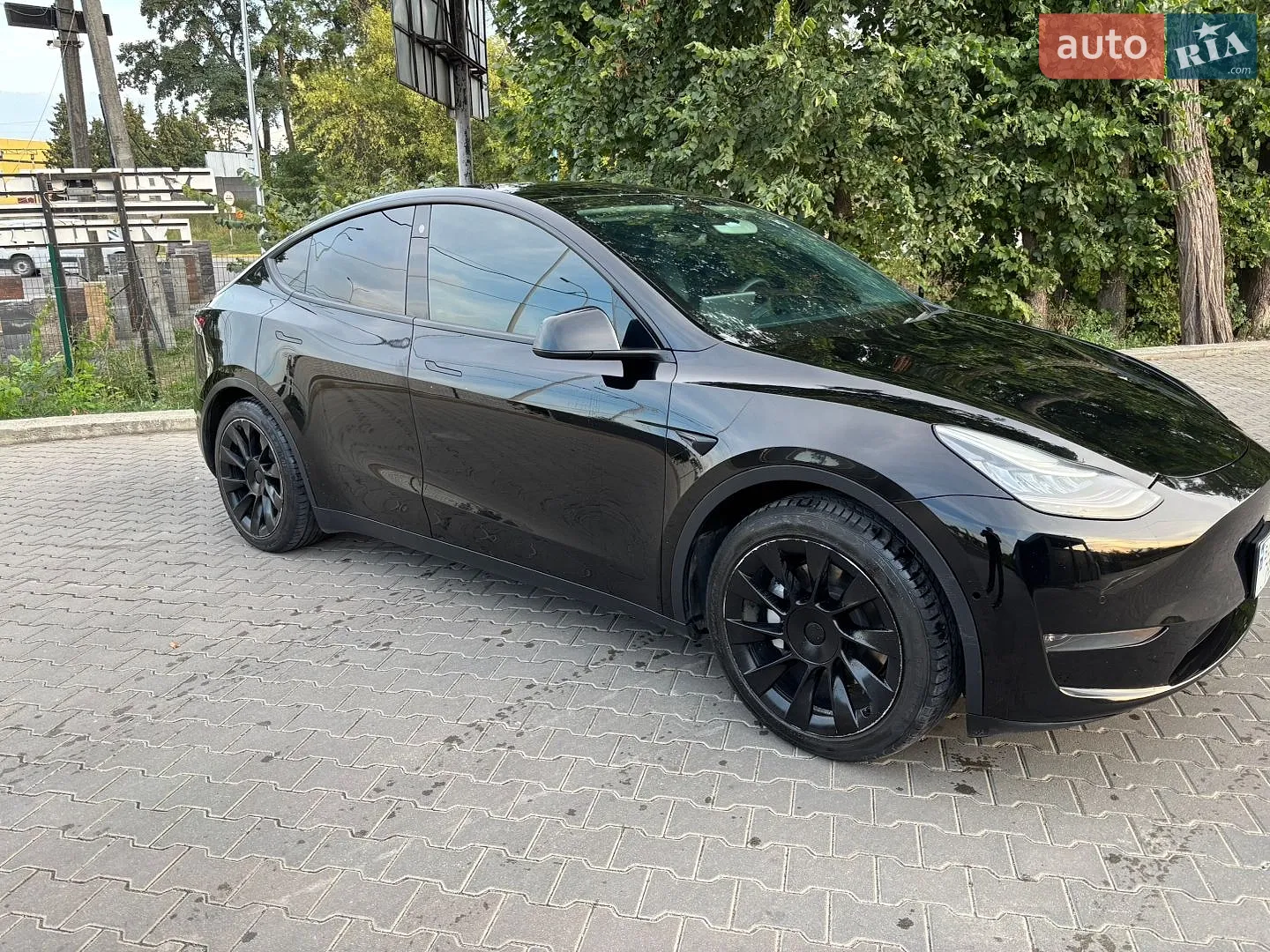 2020 Tesla Model Y - мініатюра 3