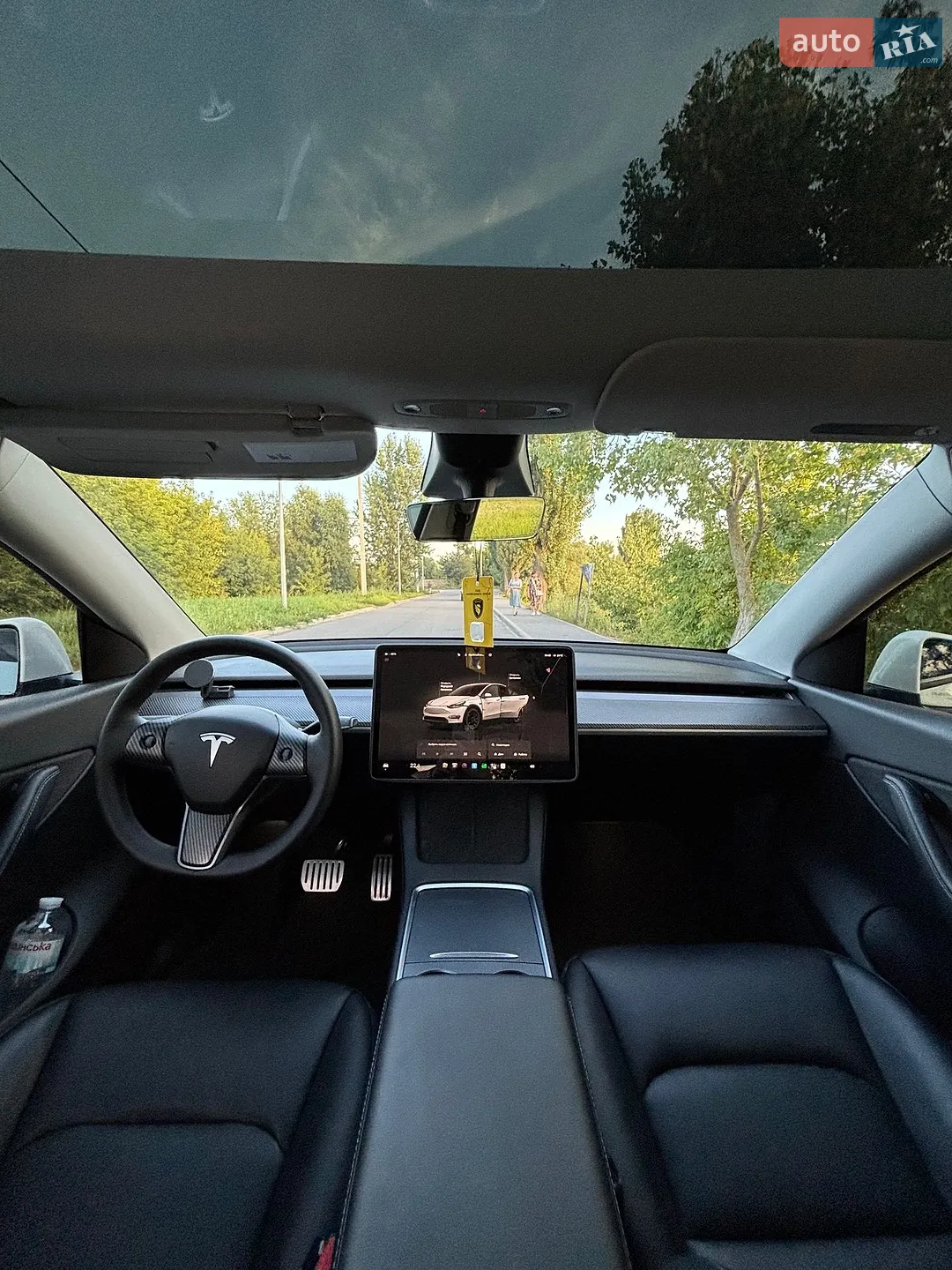 2022 Tesla Model Y - мініатюра 23
