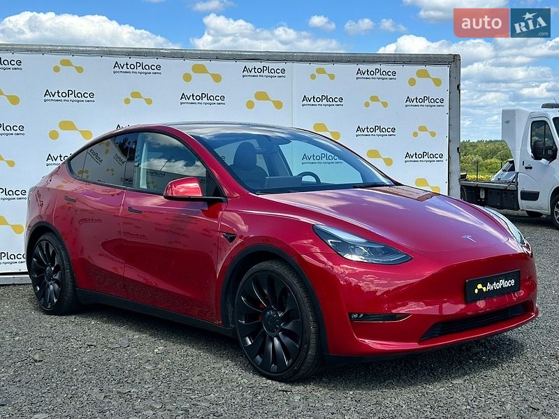 Внедорожник / Кроссовер Tesla Model Y 2023 в Луцке