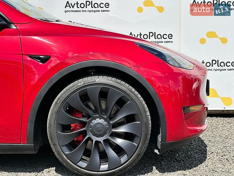 Внедорожник / Кроссовер Tesla Model Y 2023 в Луцке