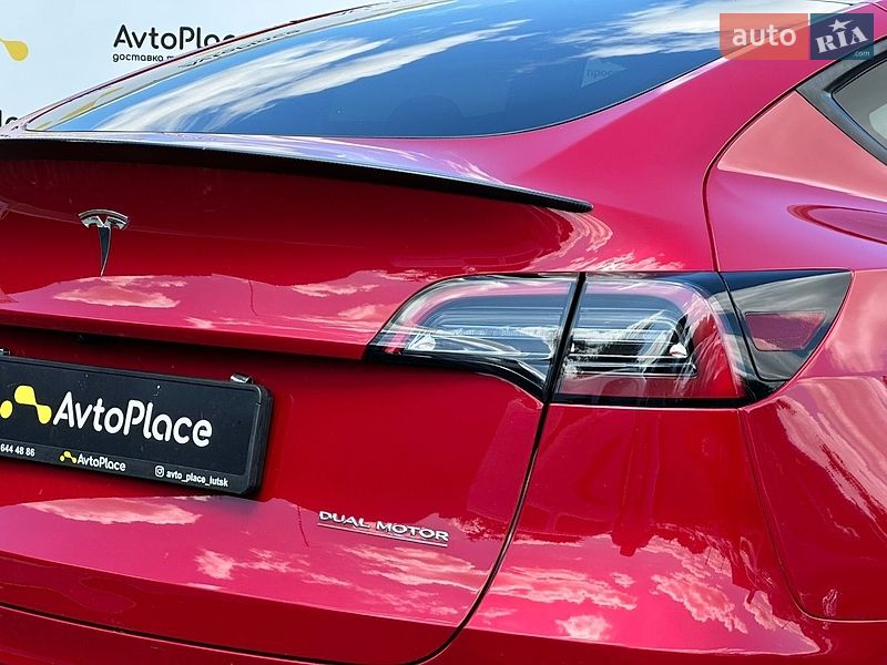 Внедорожник / Кроссовер Tesla Model Y 2023 в Луцке