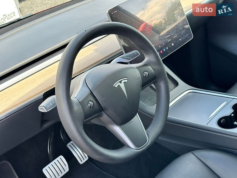 Внедорожник / Кроссовер Tesla Model Y 2023 в Луцке