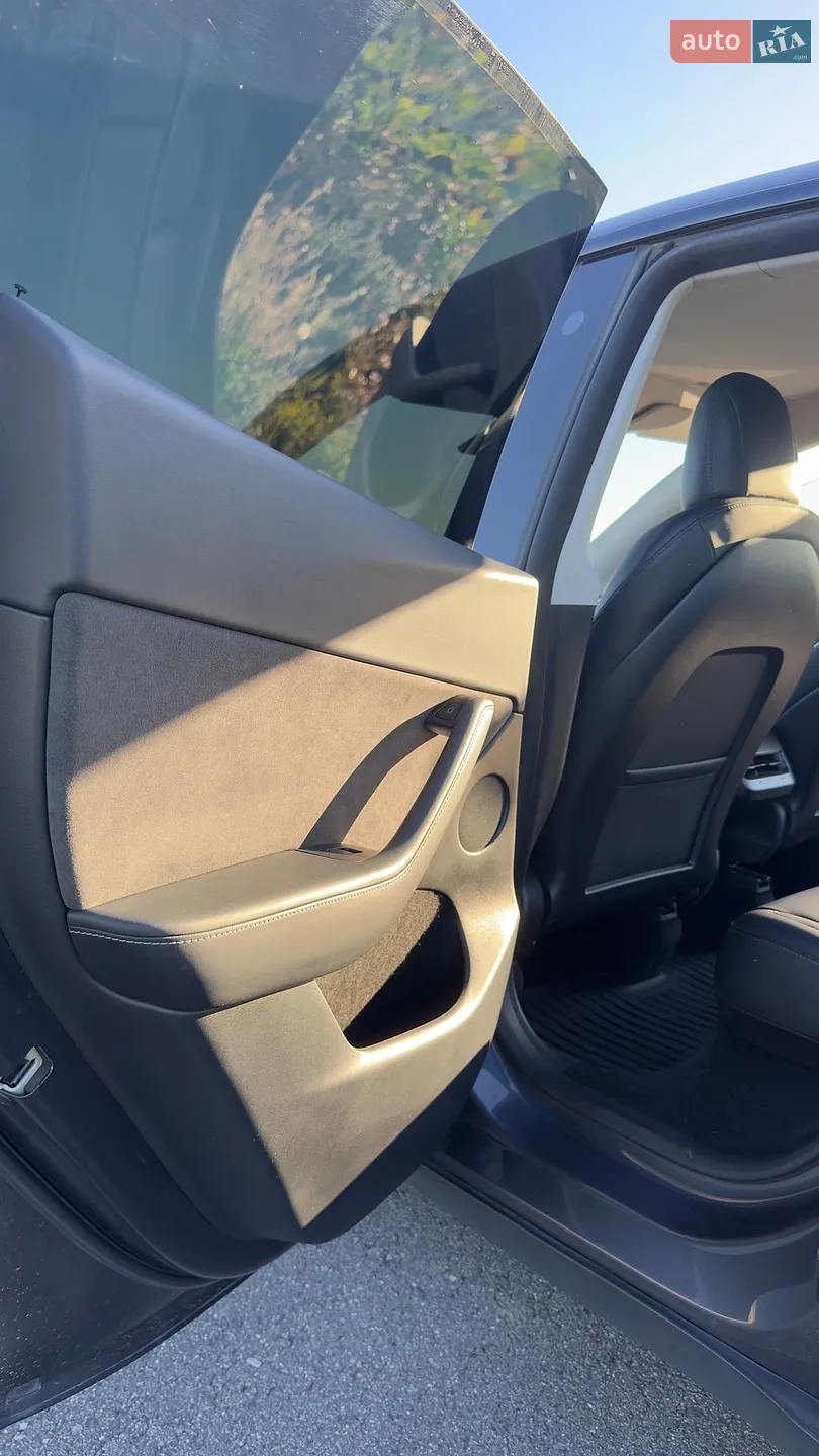 2023 Tesla Model Y - мініатюра 15