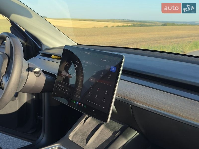 Внедорожник / Кроссовер Tesla Model Y 2023 в Виннице