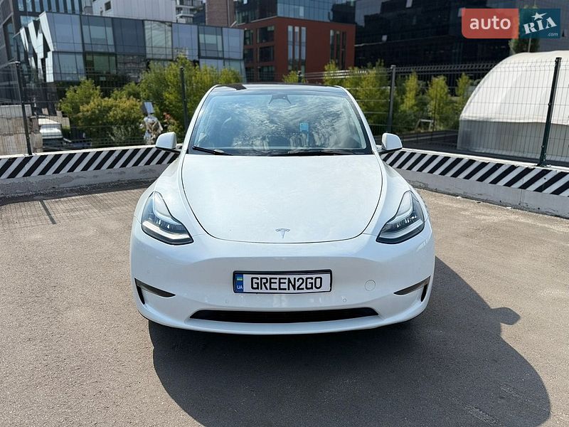 Внедорожник / Кроссовер Tesla Model Y 2022 в Киеве