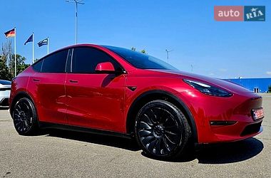 Позашляховик / Кросовер Tesla Model Y 2024 в Дніпрі