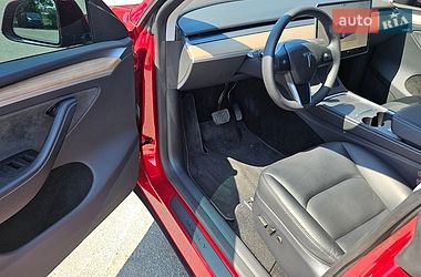 Позашляховик / Кросовер Tesla Model Y 2024 в Дніпрі