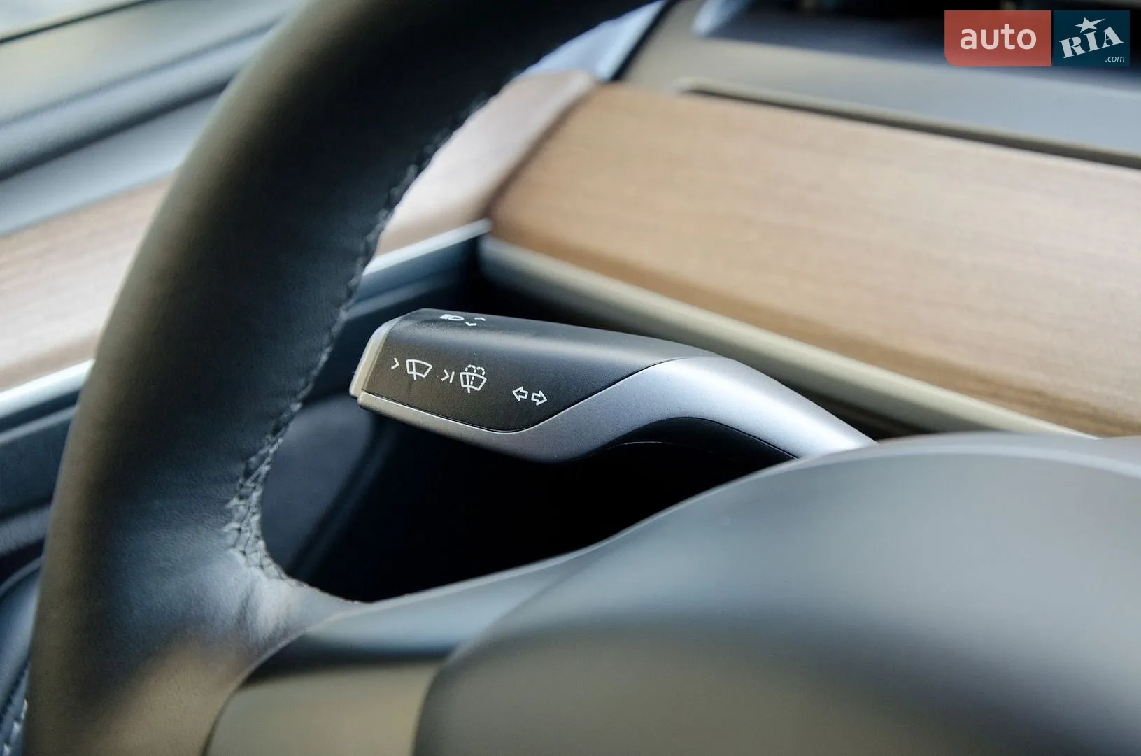 2022 Tesla Model Y - мініатюра 19
