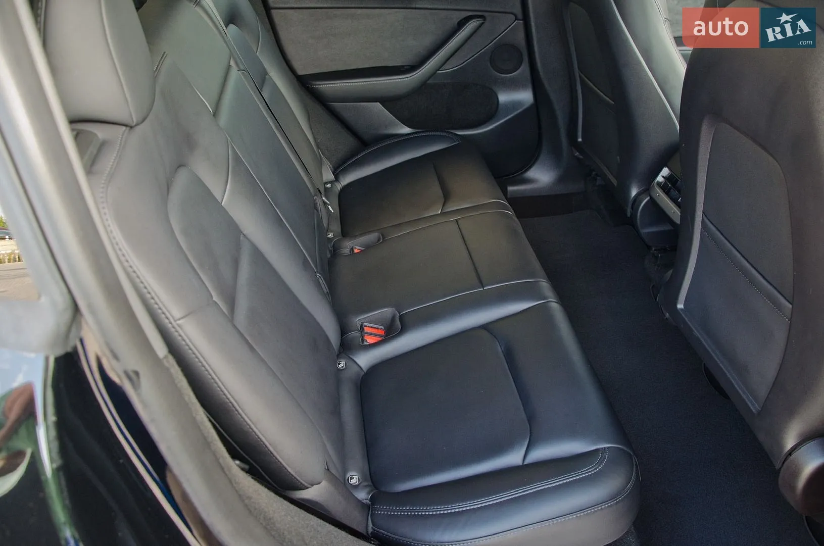 2022 Tesla Model Y - мініатюра 32