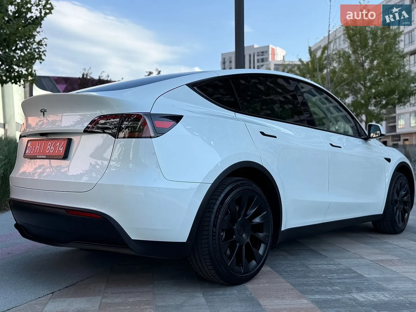 2024 Tesla Model Y - мініатюра 11