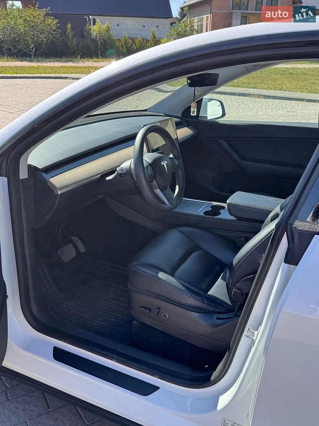 2021 Tesla Model Y - мініатюра 9