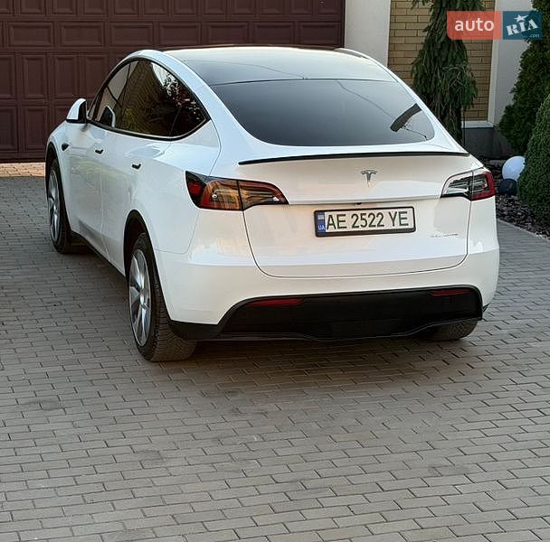 Внедорожник / Кроссовер Tesla Model Y 2023 в Днепре