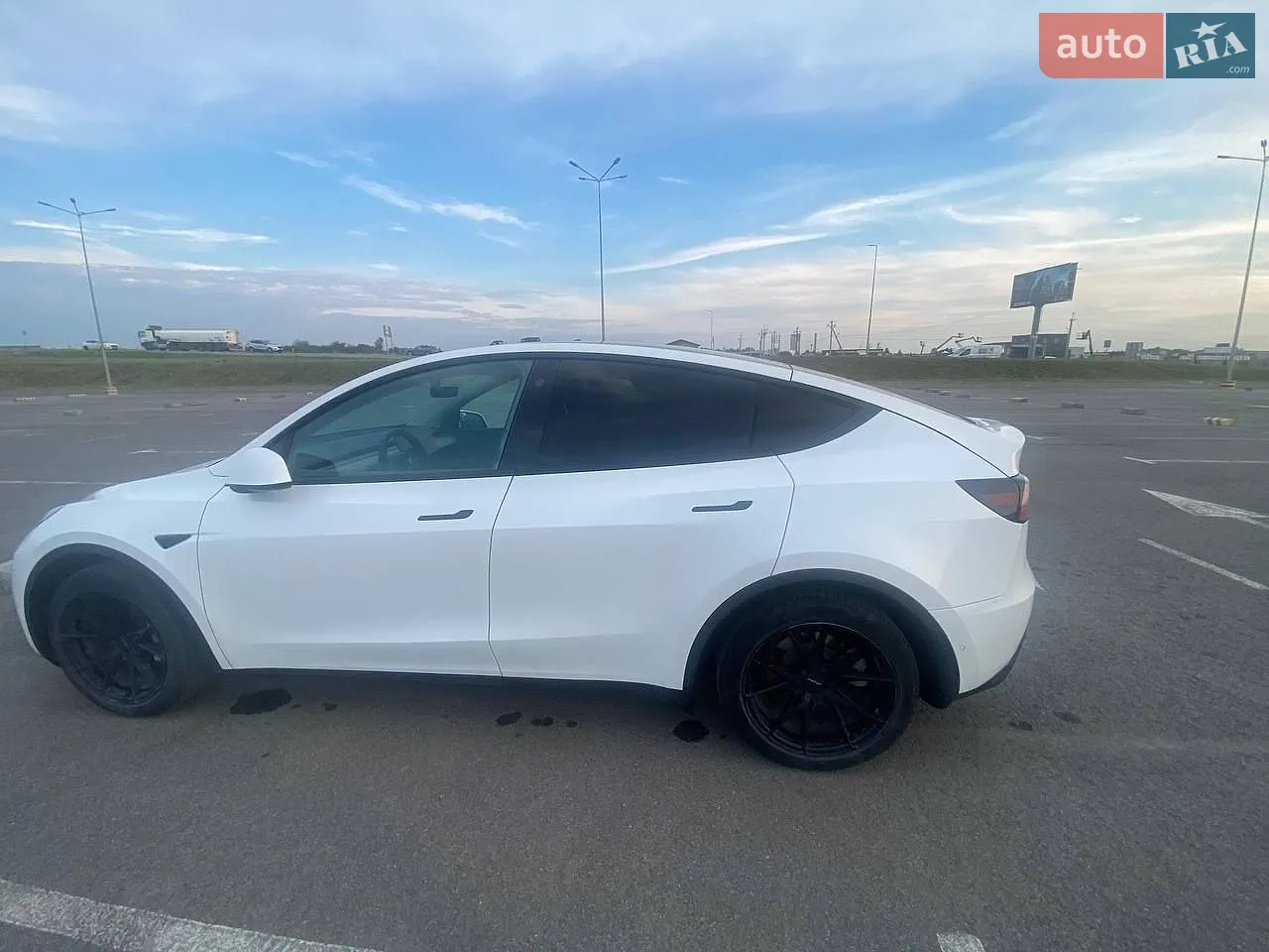 2021 Tesla Model Y - мініатюра 6