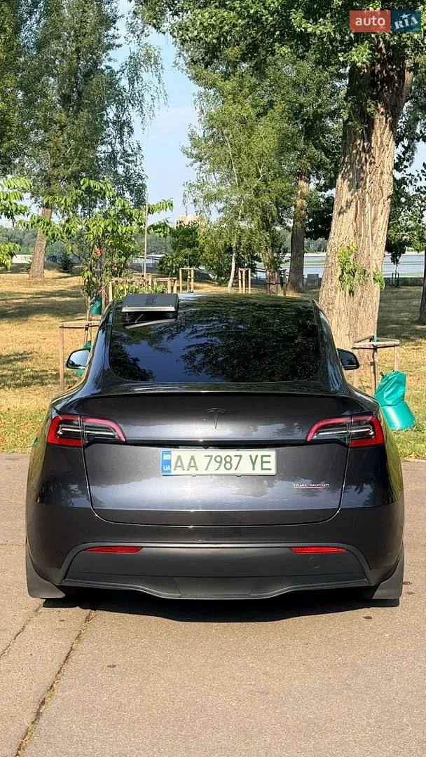 2024 Tesla Model Y - мініатюра 8