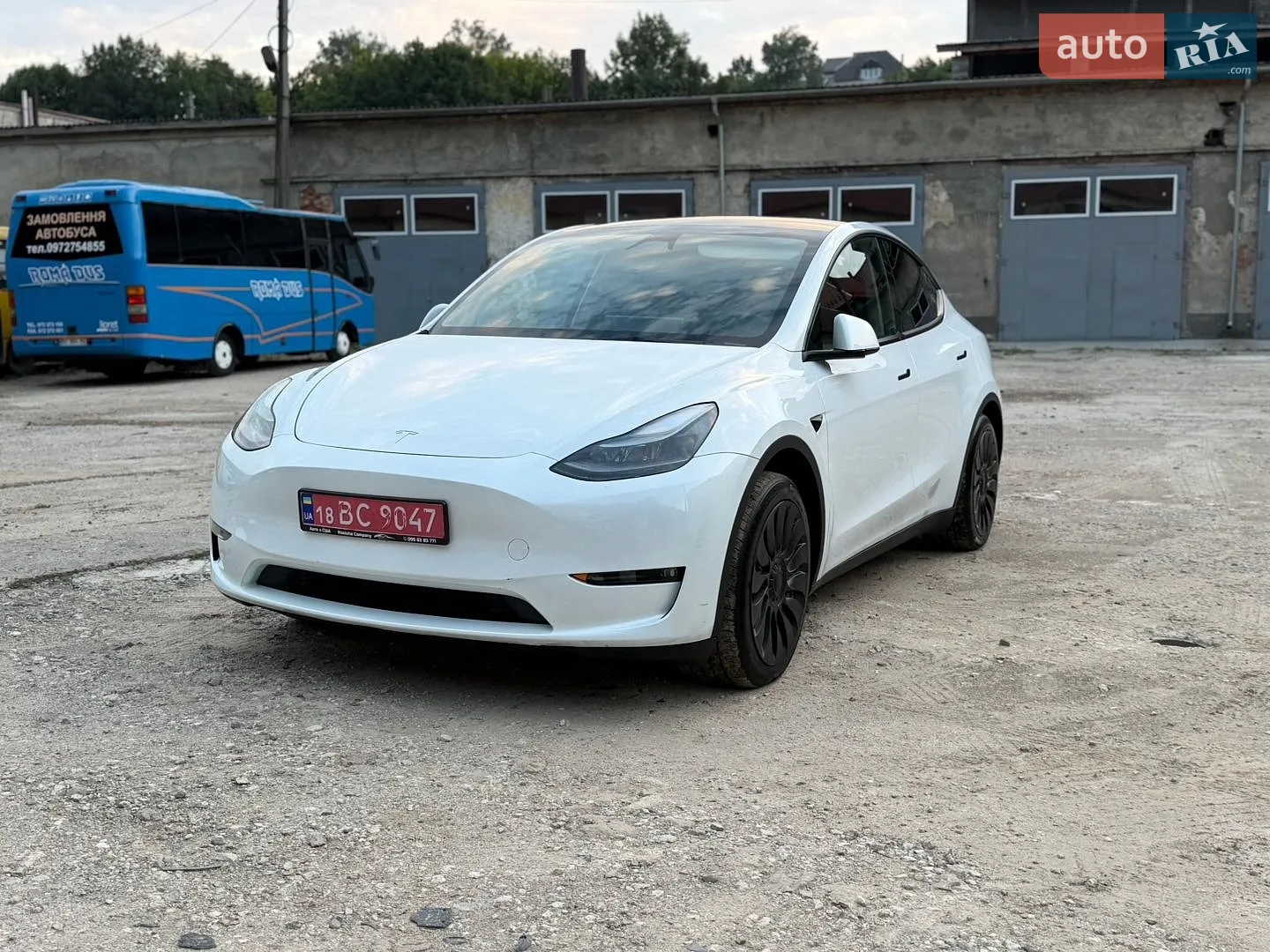 2023 Tesla Model Y - мініатюра 4