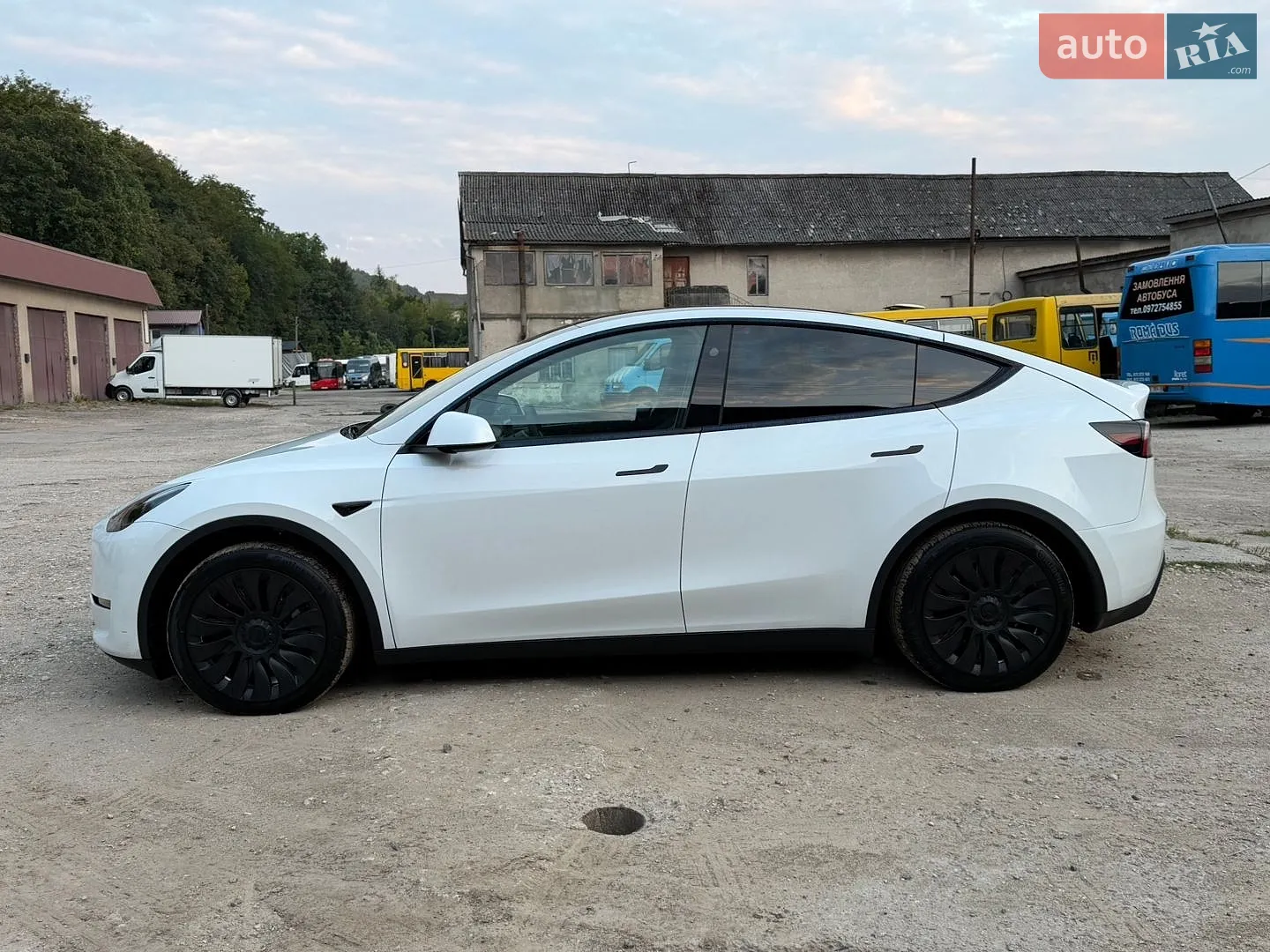 2023 Tesla Model Y - мініатюра 6