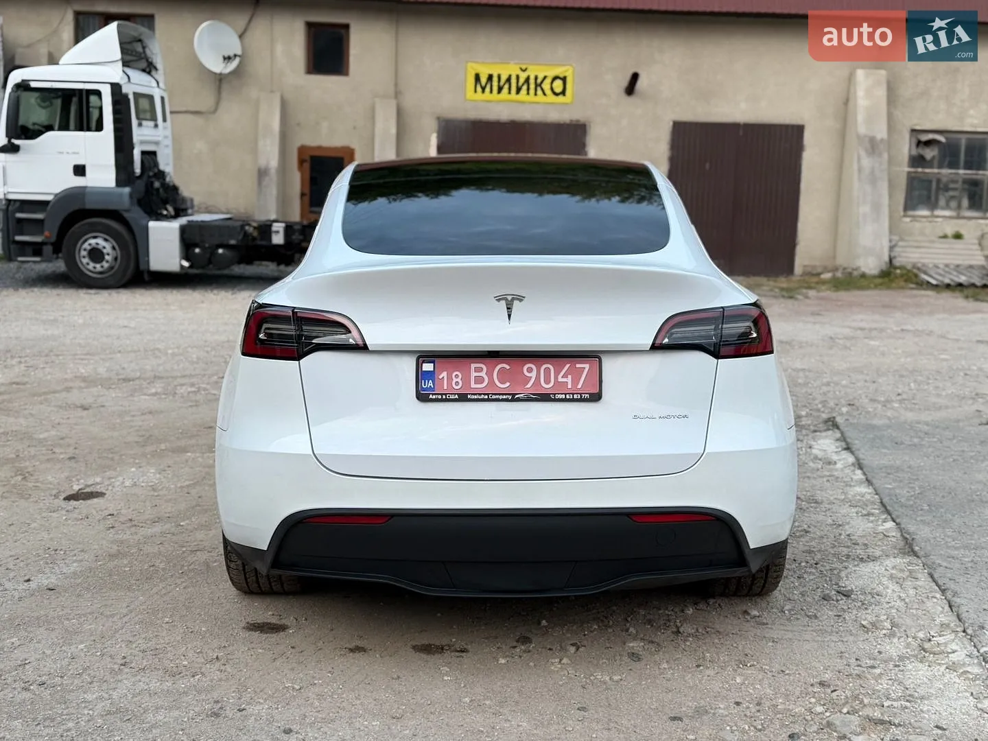 2023 Tesla Model Y - мініатюра 9