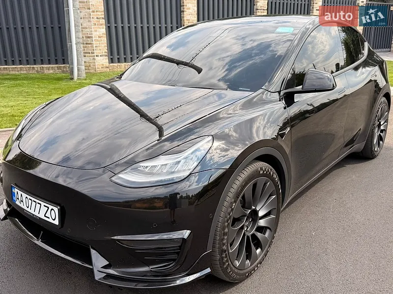 Tesla Model Y