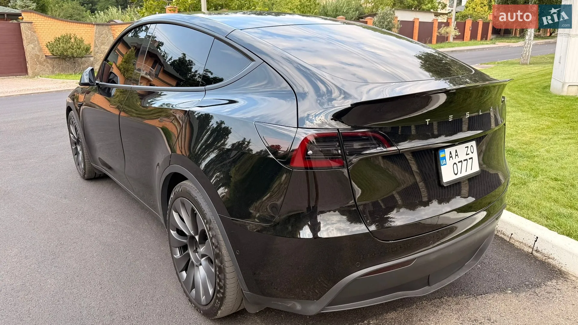 2020 Tesla Model Y - мініатюра 18