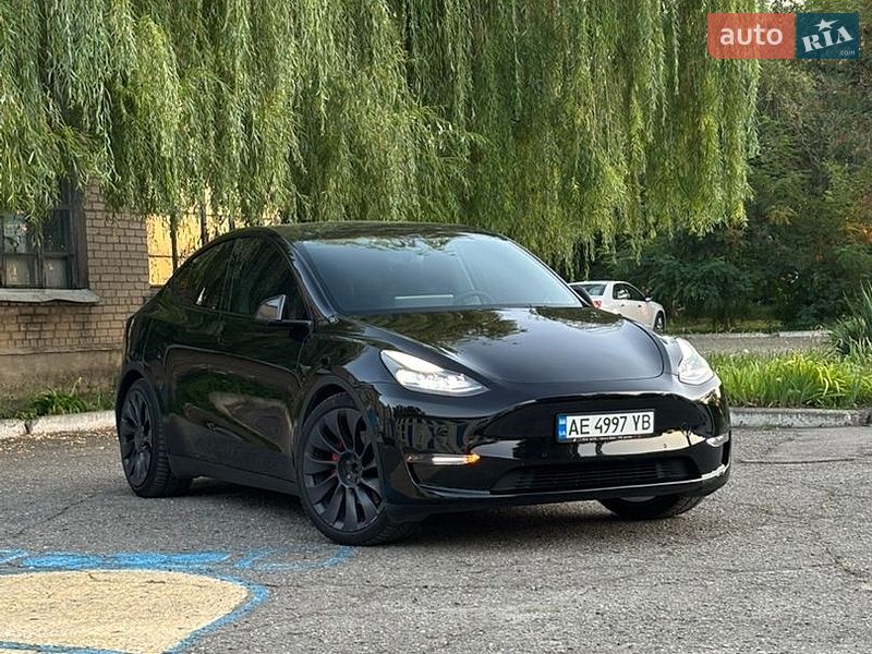 Позашляховик / Кросовер Tesla Model Y 2020 в Дніпрі