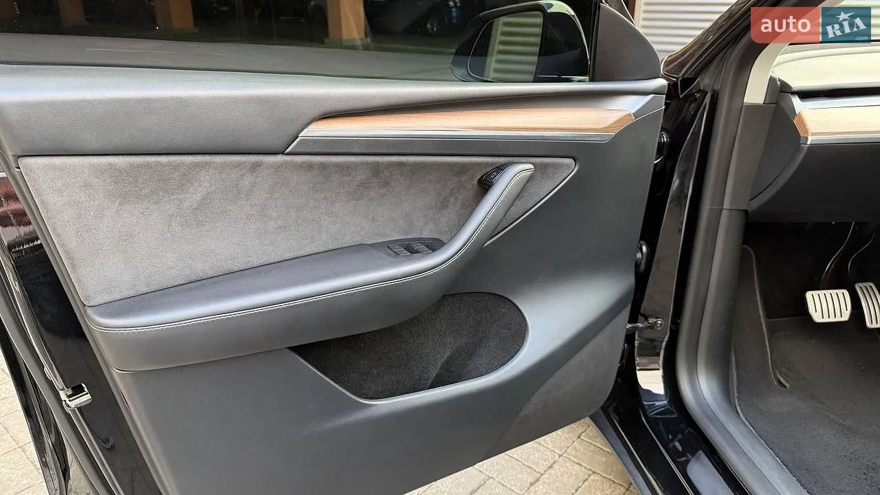 2023 Tesla Model Y - мініатюра 19