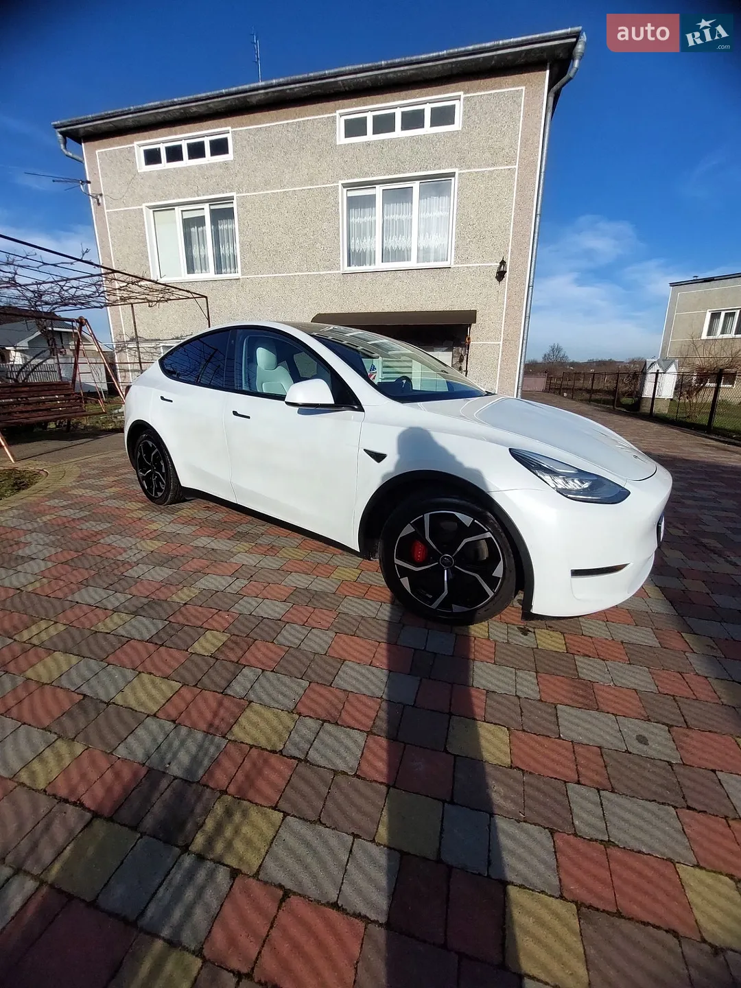 2020 Tesla Model Y - мініатюра 9
