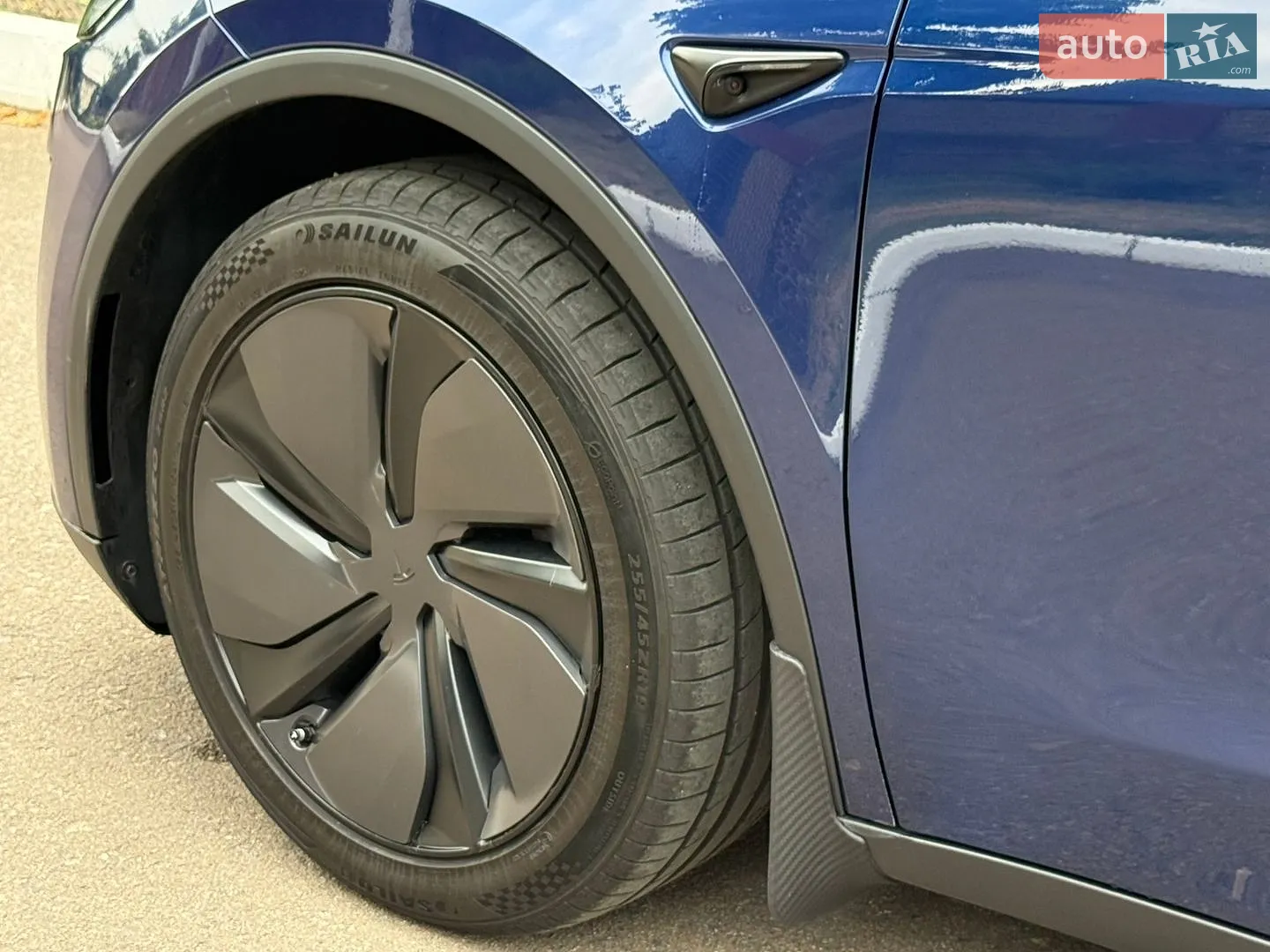 2025 Tesla Model Y - мініатюра 122