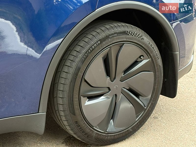 Позашляховик / Кросовер Tesla Model Y 2025 в Рівному фото 123 Позашляховик / Кросовер Tesla Model Y 2025 в Рівному