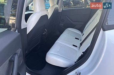 Внедорожник / Кроссовер Tesla Model Y 2022 в Киеве