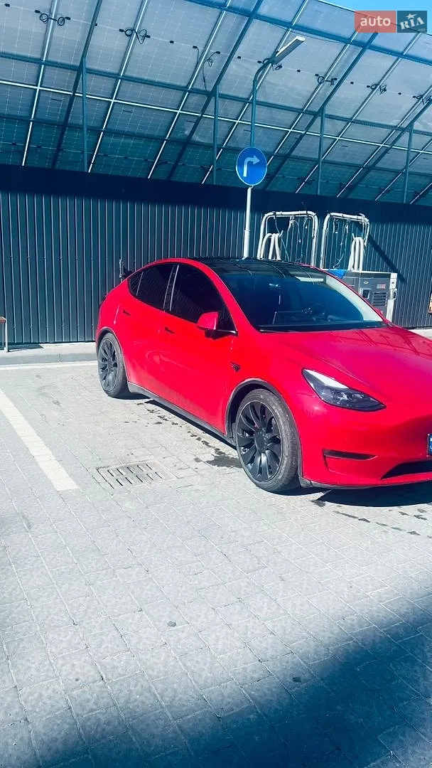 2022 Tesla Model Y - мініатюра 3