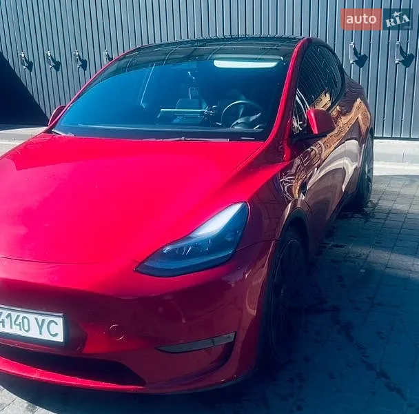 Tesla Model Y