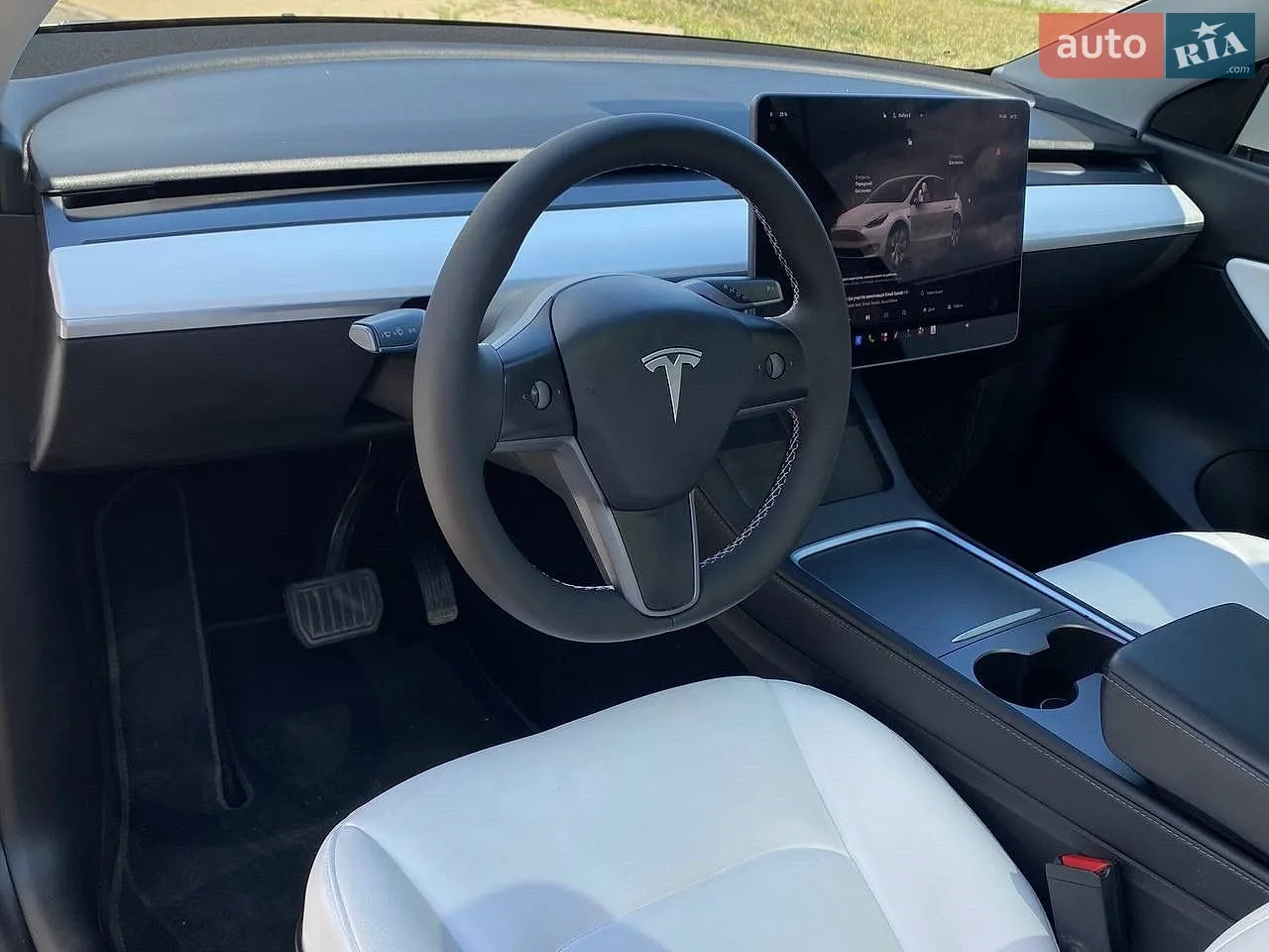2022 Tesla Model Y - мініатюра 10